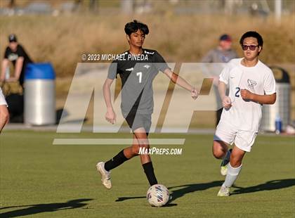 Thumbnail 3 in Capistrano Valley Christian vs Fairmont Prep photogallery.