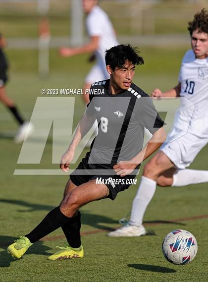 Thumbnail 3 in Capistrano Valley Christian vs Fairmont Prep photogallery.