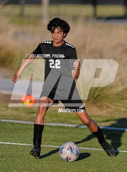 Thumbnail 2 in Capistrano Valley Christian vs Fairmont Prep photogallery.