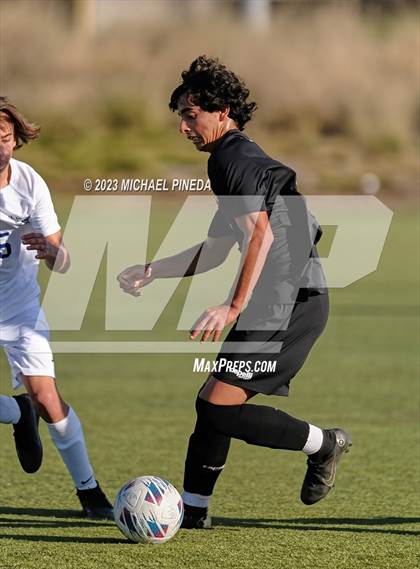 Thumbnail 2 in Capistrano Valley Christian vs Fairmont Prep photogallery.