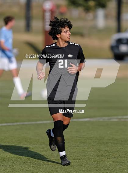 Thumbnail 3 in Capistrano Valley Christian vs Fairmont Prep photogallery.