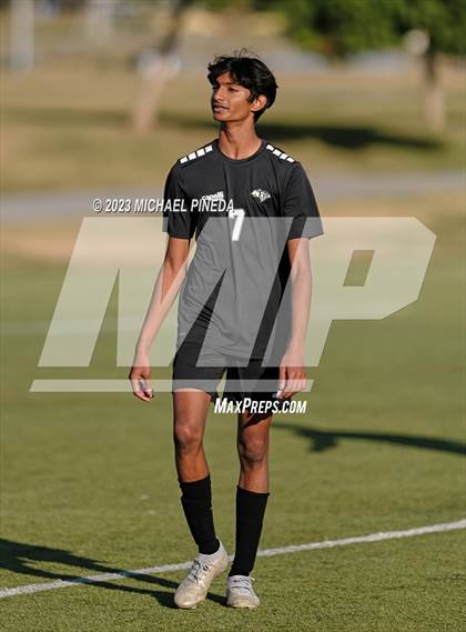 Thumbnail 3 in Capistrano Valley Christian vs Fairmont Prep photogallery.