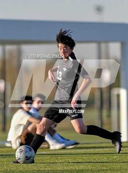 Thumbnail 2 in Capistrano Valley Christian vs Fairmont Prep photogallery.
