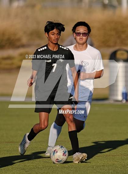 Thumbnail 1 in Capistrano Valley Christian vs Fairmont Prep photogallery.