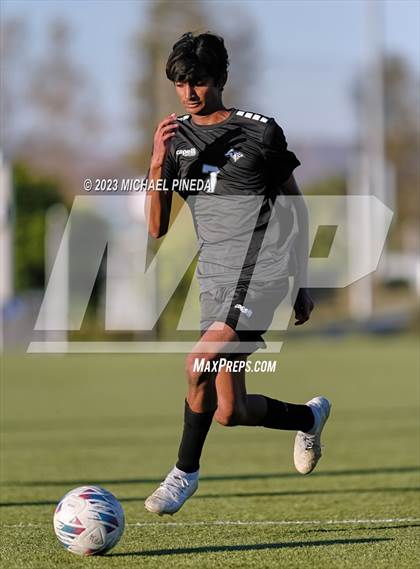 Thumbnail 1 in Capistrano Valley Christian vs Fairmont Prep photogallery.