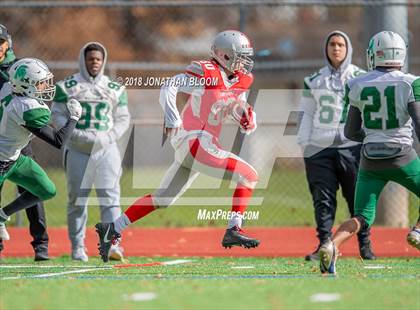 Thumbnail 3 in Maloney @ Conard photogallery.