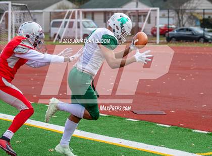 Thumbnail 3 in Maloney @ Conard photogallery.