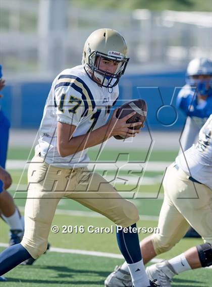 Thumbnail 1 in Los Osos @ Alta Loma photogallery.