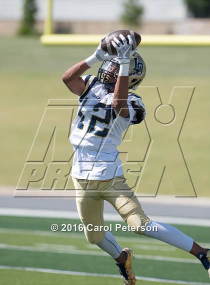Thumbnail 1 in Los Osos @ Alta Loma photogallery.