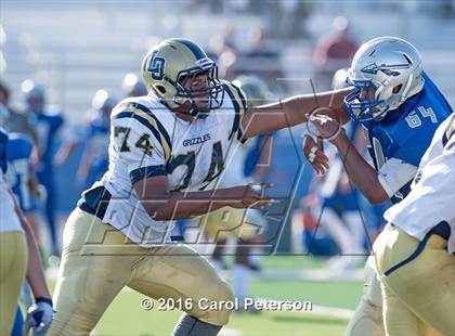 Thumbnail 1 in Los Osos @ Alta Loma photogallery.