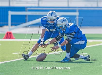 Thumbnail 2 in Los Osos @ Alta Loma photogallery.