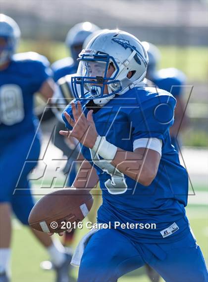 Thumbnail 1 in Los Osos @ Alta Loma photogallery.