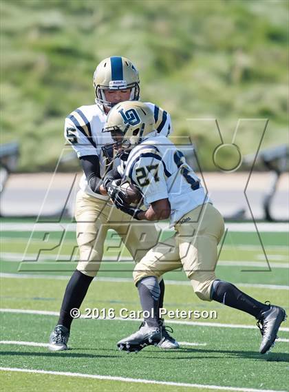 Thumbnail 1 in Los Osos @ Alta Loma photogallery.