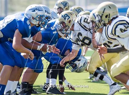 Thumbnail 1 in Los Osos @ Alta Loma photogallery.