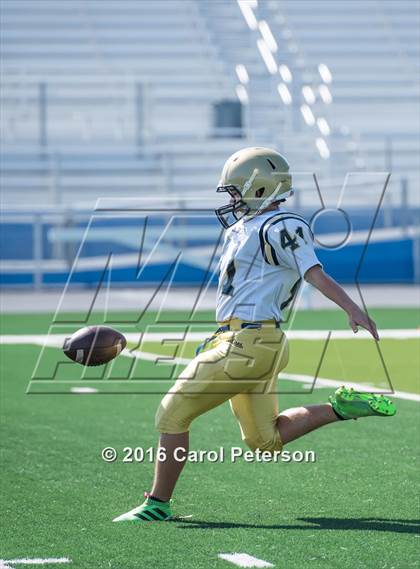 Thumbnail 2 in Los Osos @ Alta Loma photogallery.