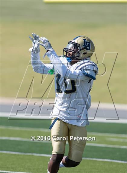 Thumbnail 2 in Los Osos @ Alta Loma photogallery.