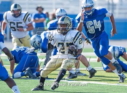 Thumbnail 3 in Los Osos @ Alta Loma photogallery.