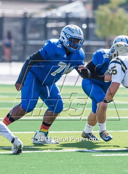 Thumbnail 3 in Los Osos @ Alta Loma photogallery.