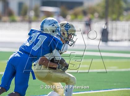 Thumbnail 1 in Los Osos @ Alta Loma photogallery.