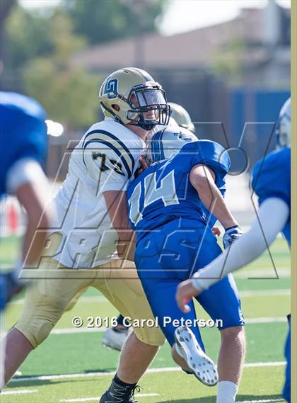 Thumbnail 2 in Los Osos @ Alta Loma photogallery.