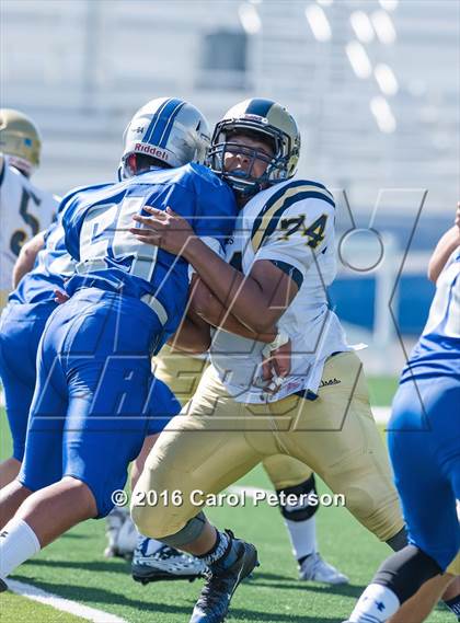 Thumbnail 3 in Los Osos @ Alta Loma photogallery.