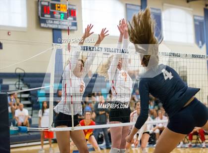 Thumbnail 3 in Clearwater Central Catholic vs Bishop McLaughlin Catholic (Berkely Premier Tournament) photogallery.
