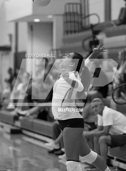 Thumbnail 3 in Clearwater Central Catholic vs Bishop McLaughlin Catholic (Berkely Premier Tournament) photogallery.