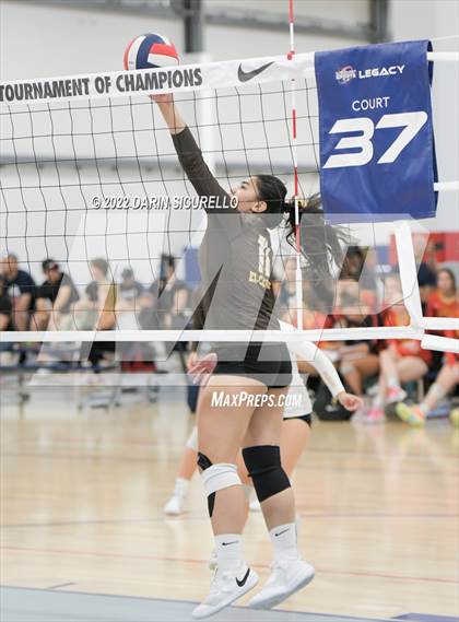 Thumbnail 1 in El Camino vs. Olympian (Nike TOC Southwest) photogallery.