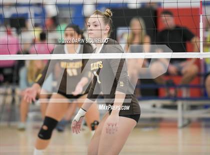 Thumbnail 2 in El Camino vs. Olympian (Nike TOC Southwest) photogallery.