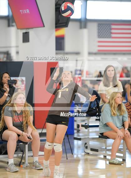 Thumbnail 1 in El Camino vs. Olympian (Nike TOC Southwest) photogallery.