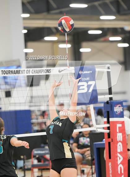 Thumbnail 2 in El Camino vs. Olympian (Nike TOC Southwest) photogallery.