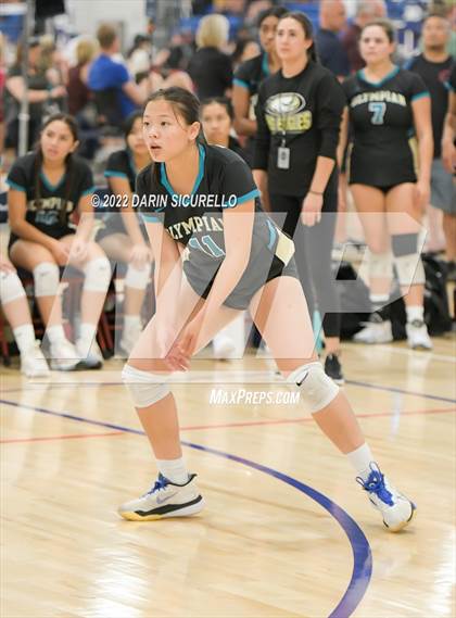 Thumbnail 3 in El Camino vs. Olympian (Nike TOC Southwest) photogallery.