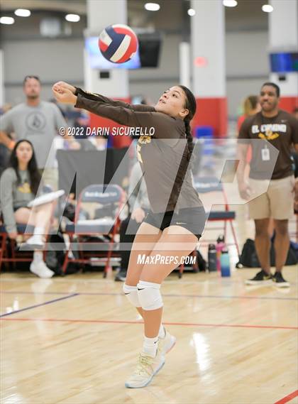 Thumbnail 2 in El Camino vs. Olympian (Nike TOC Southwest) photogallery.