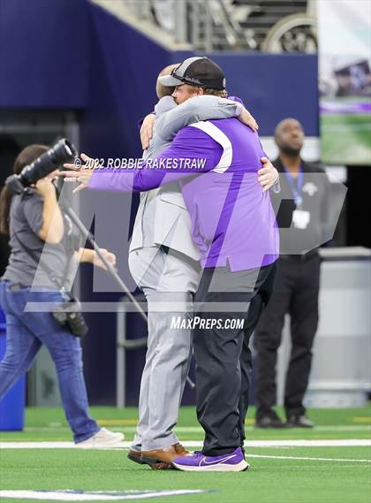 Thumbnail 2 in Loraine vs. Benjamin (UIL 1A Six-Man Division II Final) photogallery.