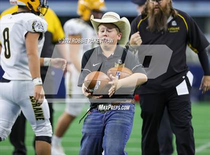Thumbnail 1 in Loraine vs. Benjamin (UIL 1A Six-Man Division II Final) photogallery.