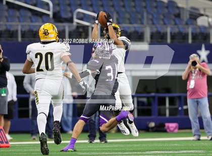 Thumbnail 2 in Loraine vs. Benjamin (UIL 1A Six-Man Division II Final) photogallery.