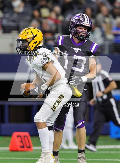 Thumbnail 1 in Loraine vs. Benjamin (UIL 1A Six-Man Division II Final) photogallery.