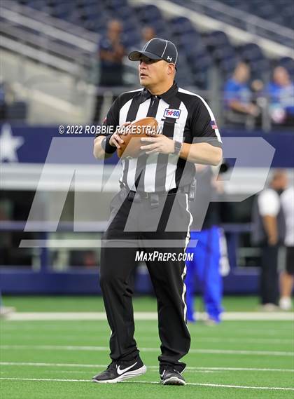 Thumbnail 3 in Loraine vs. Benjamin (UIL 1A Six-Man Division II Final) photogallery.