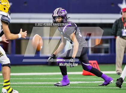 Thumbnail 1 in Loraine vs. Benjamin (UIL 1A Six-Man Division II Final) photogallery.