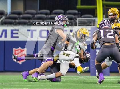 Thumbnail 3 in Loraine vs. Benjamin (UIL 1A Six-Man Division II Final) photogallery.