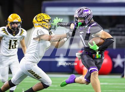 Thumbnail 1 in Loraine vs. Benjamin (UIL 1A Six-Man Division II Final) photogallery.