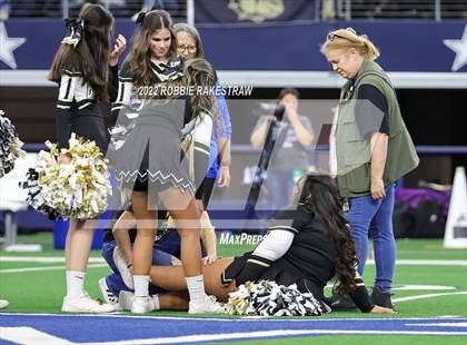 Thumbnail 2 in Loraine vs. Benjamin (UIL 1A Six-Man Division II Final) photogallery.