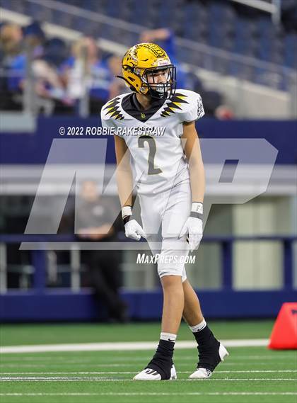 Thumbnail 2 in Loraine vs. Benjamin (UIL 1A Six-Man Division II Final) photogallery.