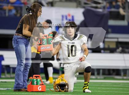 Thumbnail 2 in Loraine vs. Benjamin (UIL 1A Six-Man Division II Final) photogallery.