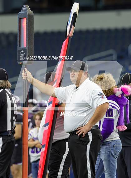 Thumbnail 2 in Loraine vs. Benjamin (UIL 1A Six-Man Division II Final) photogallery.