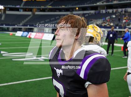 Thumbnail 1 in Loraine vs. Benjamin (UIL 1A Six-Man Division II Final) photogallery.
