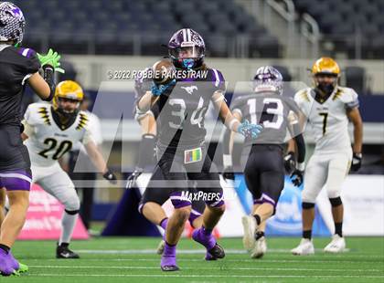 Thumbnail 3 in Loraine vs. Benjamin (UIL 1A Six-Man Division II Final) photogallery.
