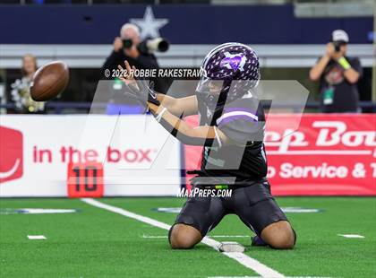 Thumbnail 3 in Loraine vs. Benjamin (UIL 1A Six-Man Division II Final) photogallery.