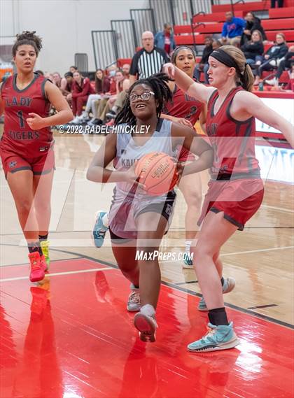 Thumbnail 1 in Warrensburg vs. Kauffman (Van Horn Invitational) photogallery.
