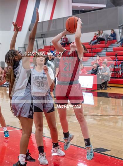 Thumbnail 2 in Warrensburg vs. Kauffman (Van Horn Invitational) photogallery.